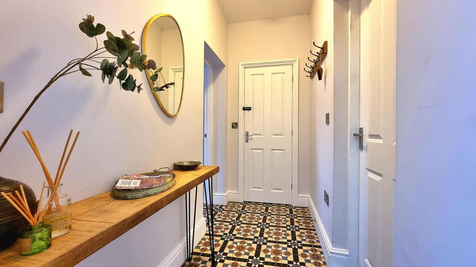 Top Floor 1Br Apartment Central Matlock Matlock  Exterior photo
